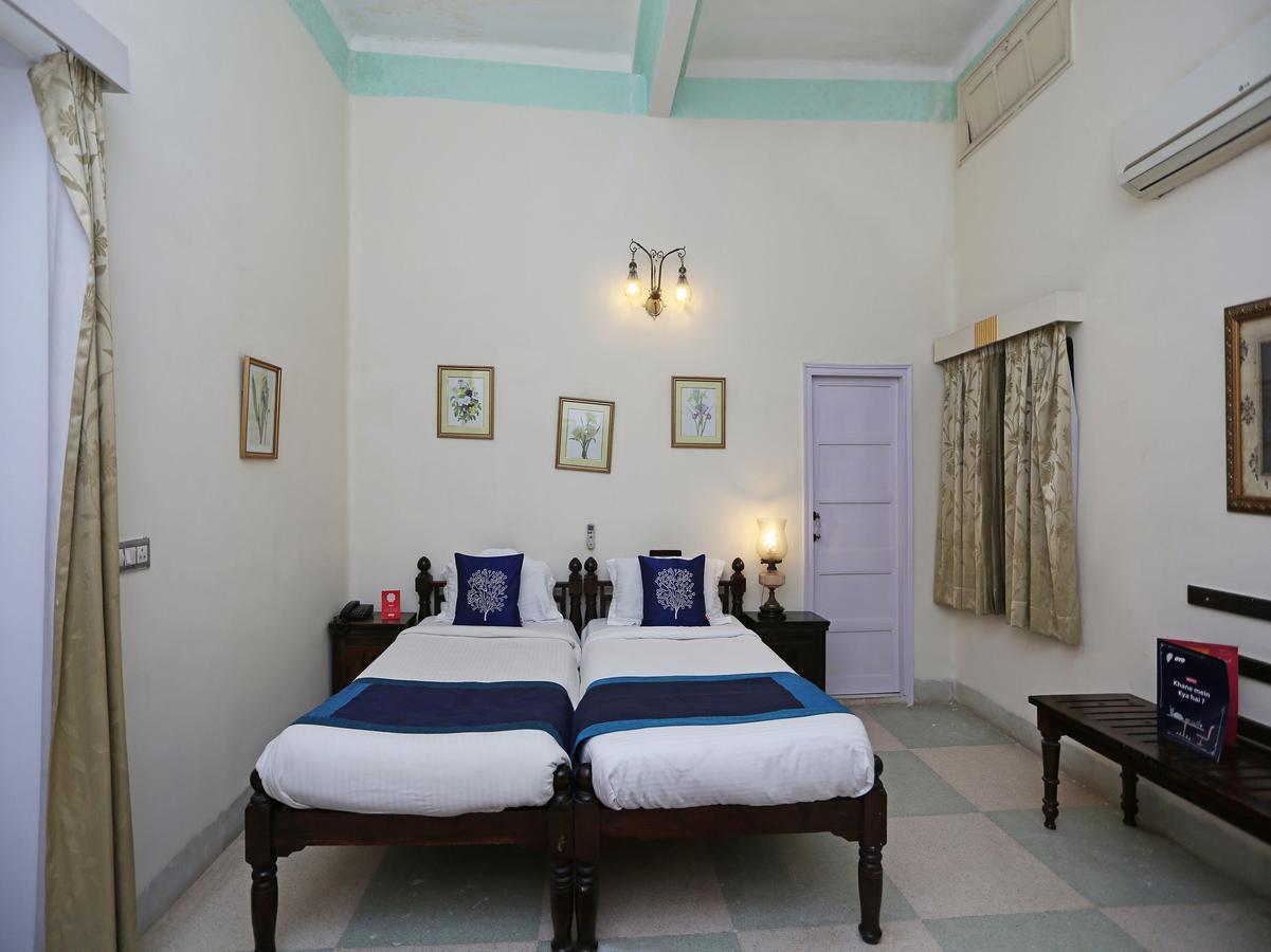 Hotel Oyo 9306 Near Iit