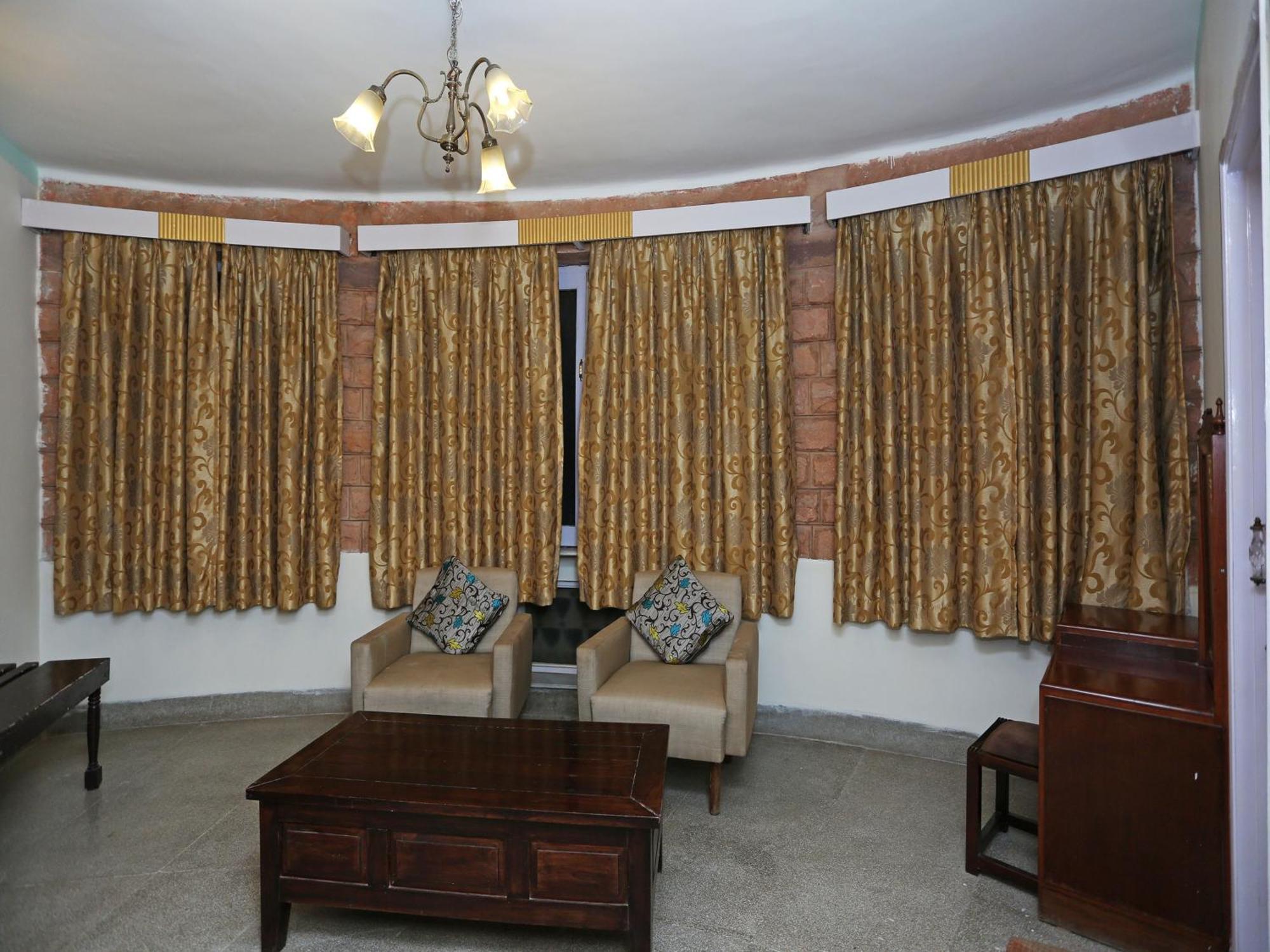 Oyo 9306 Near Iit Hotel Jodhpur (Rajasthan)